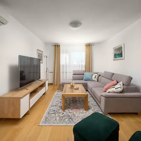 Comfortable Апартаменти Спліт